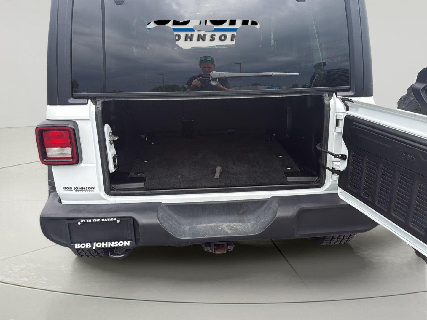 Used 2022 Jeep Wrangler Unlimited Sport AWD/4WD image 12