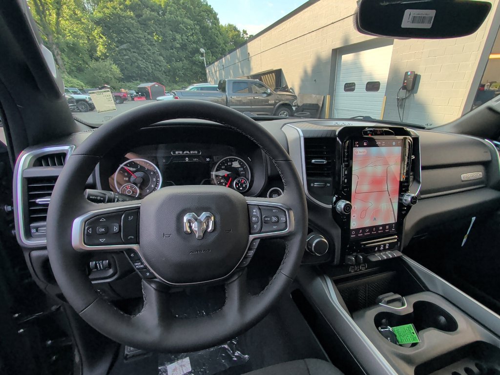 New 2026 RAM 1500 Big Horn AWD/4WD image 12