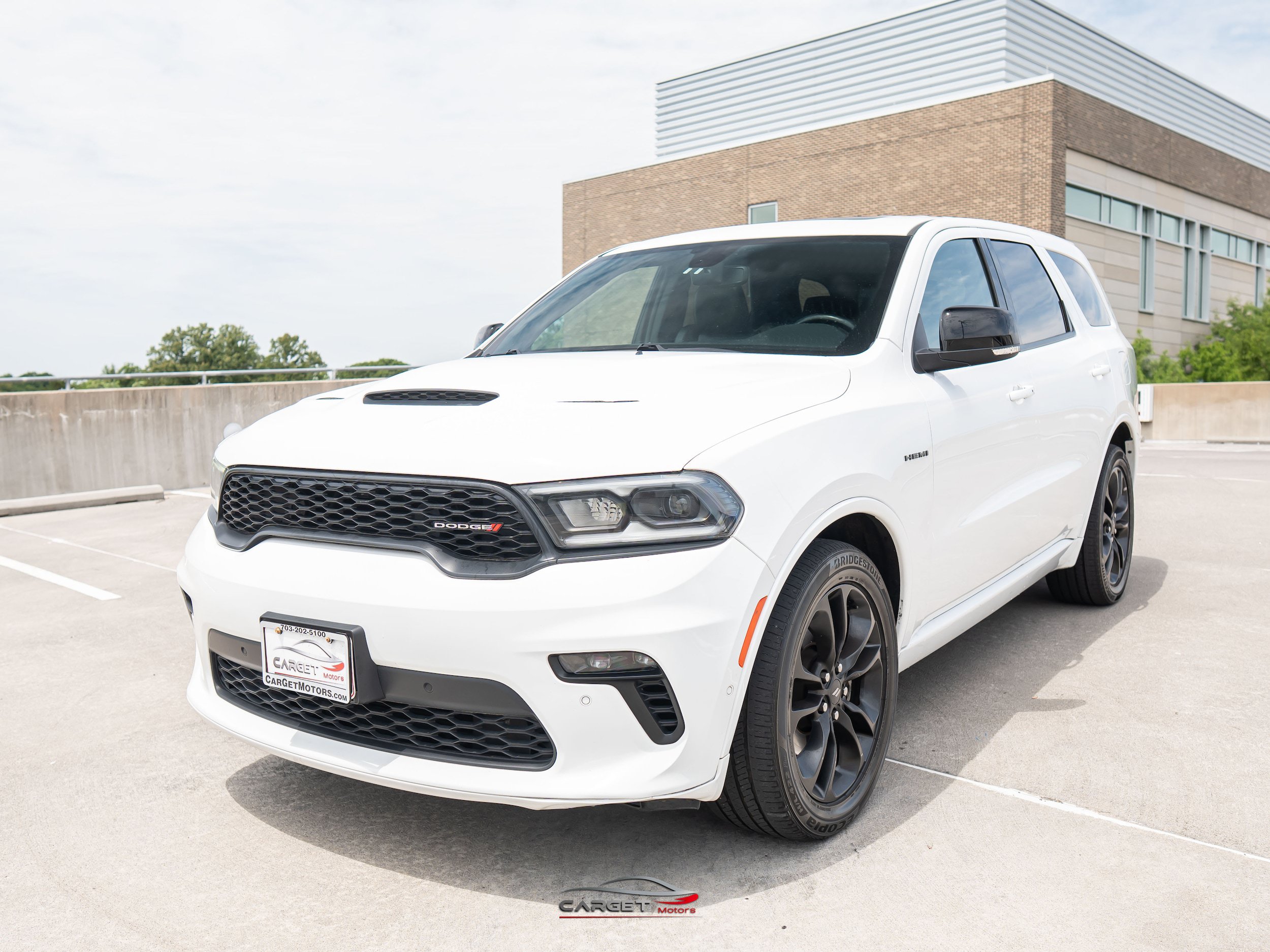 Used 2022 Dodge Durango R/T w/ Blacktop Package AWD/4WD image 3