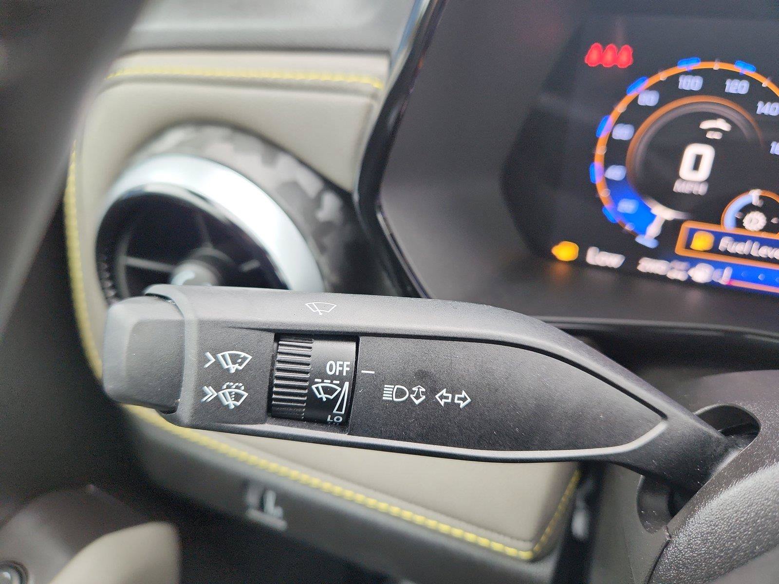 Used 2024 Chevrolet Colorado ZR2 w/ Technology Package AWD/4WD image 33
