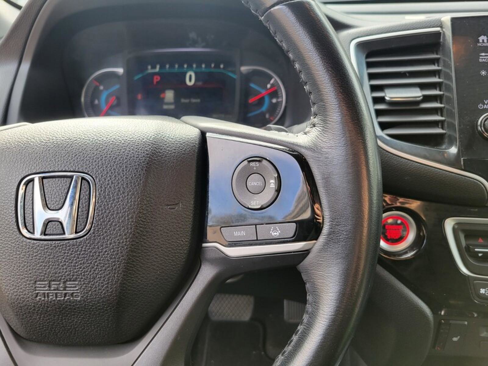Used 2021 Honda Pilot Touring image 12