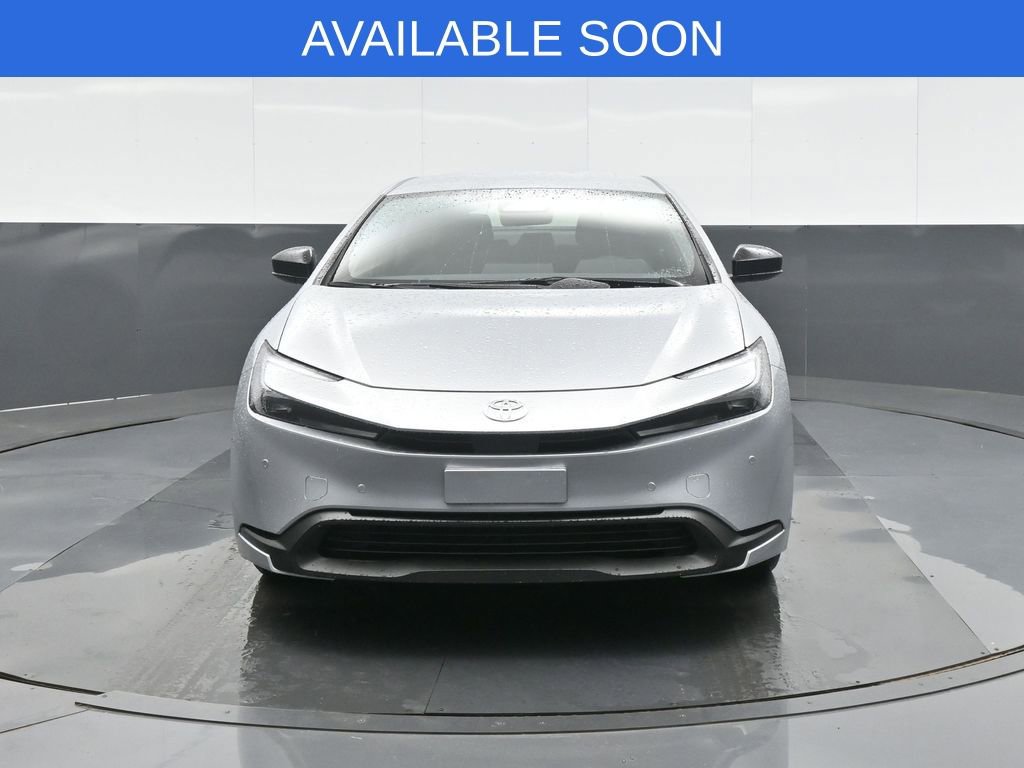 Used 2026 Toyota Prius LE FWD image 2