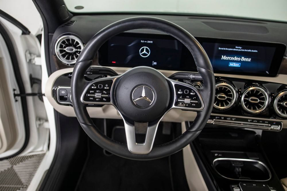 Used 2021 Mercedes-Benz A 220 4MATIC image 25