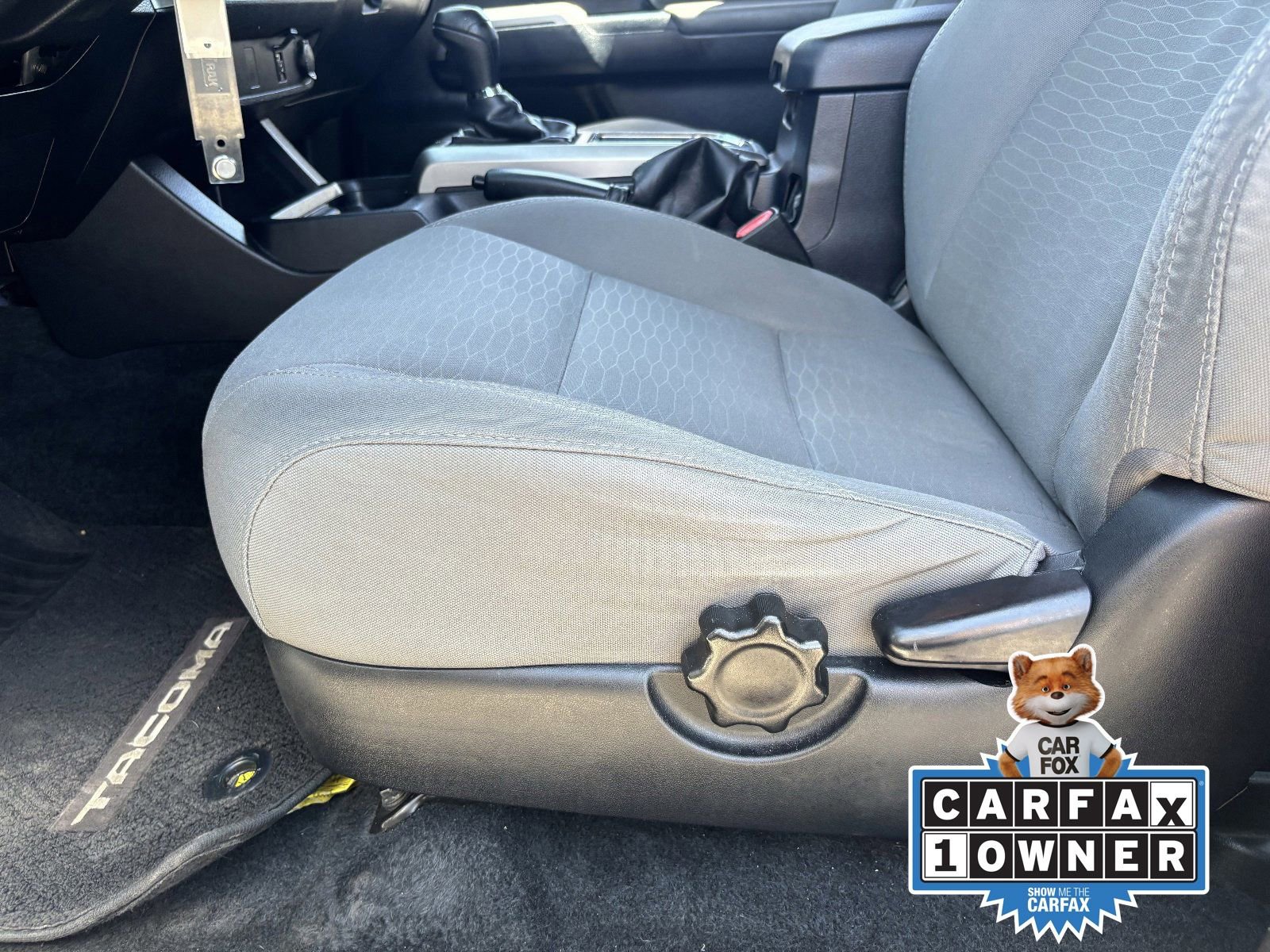 Used 2016 Toyota Tacoma SR5 w/ Towing Package RWD image 21