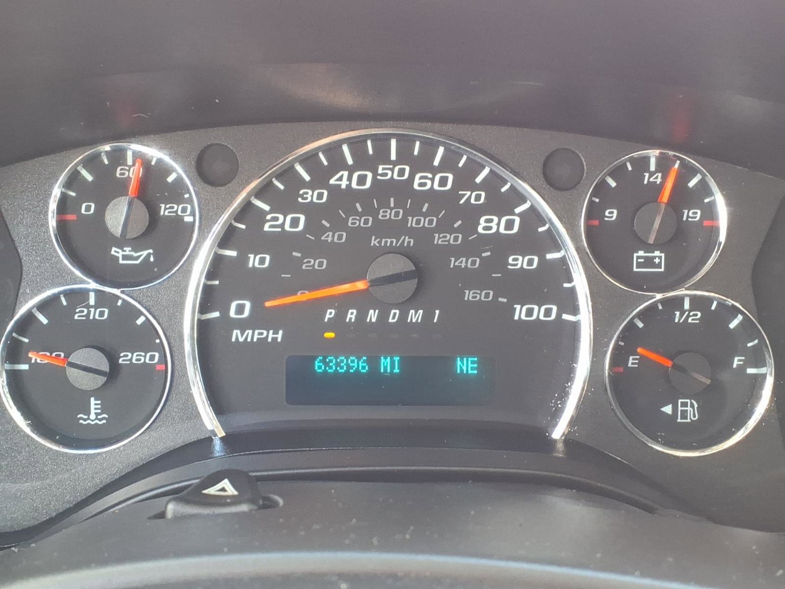Used 2021 Chevrolet Express 3500 w/ Driver Convenience Package RWD image 25