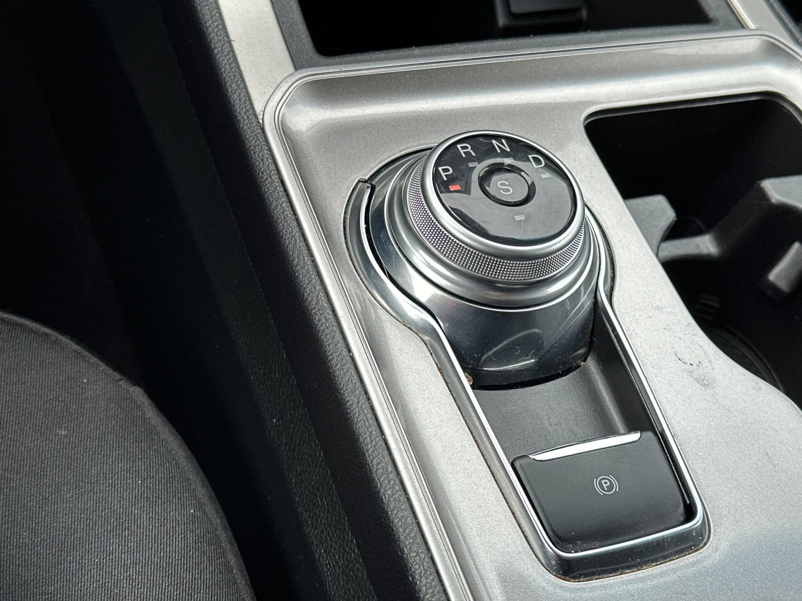 Used 2023 Ford Edge SEL image 21