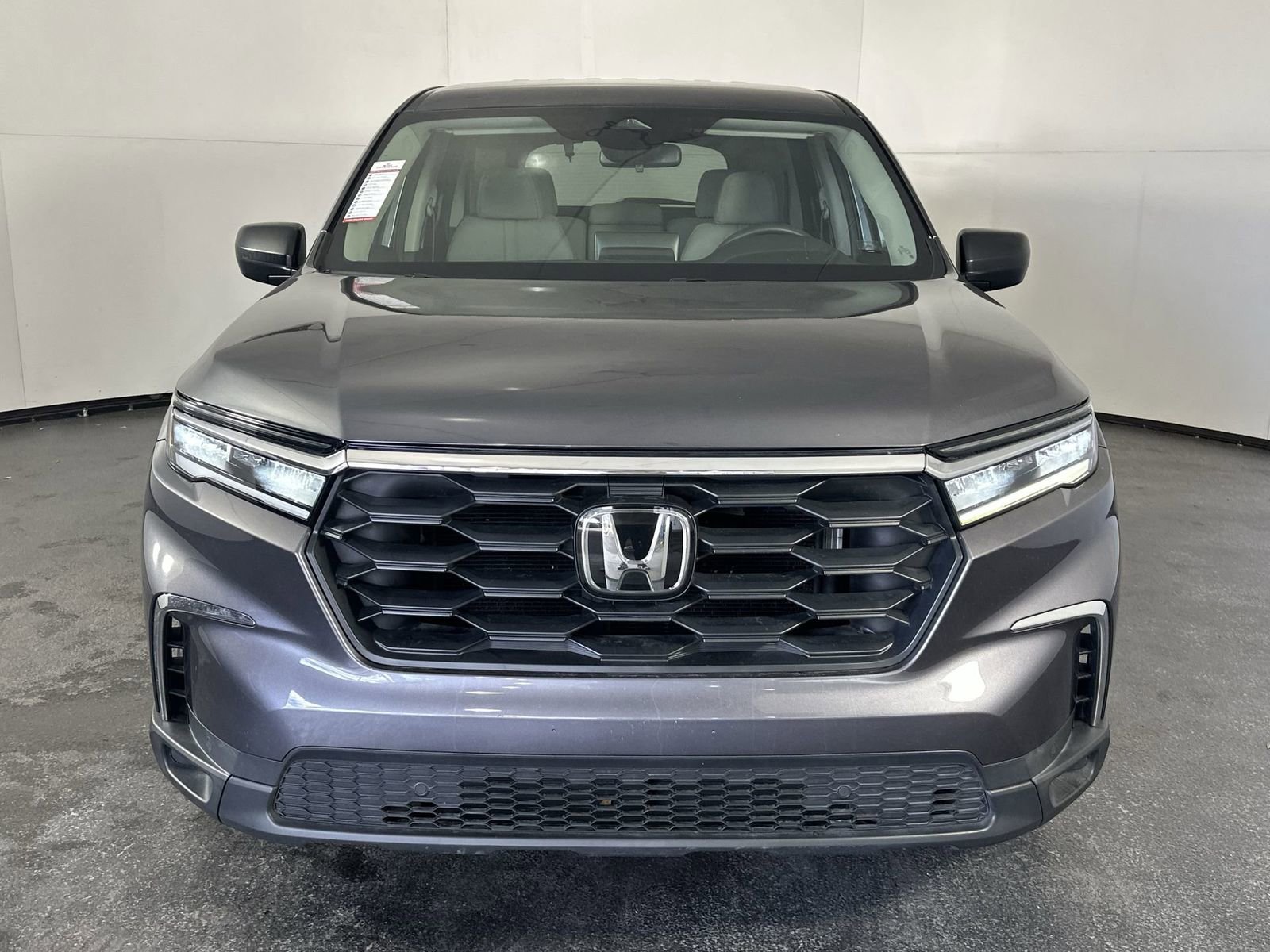 Used 2023 Honda Pilot LX image 4