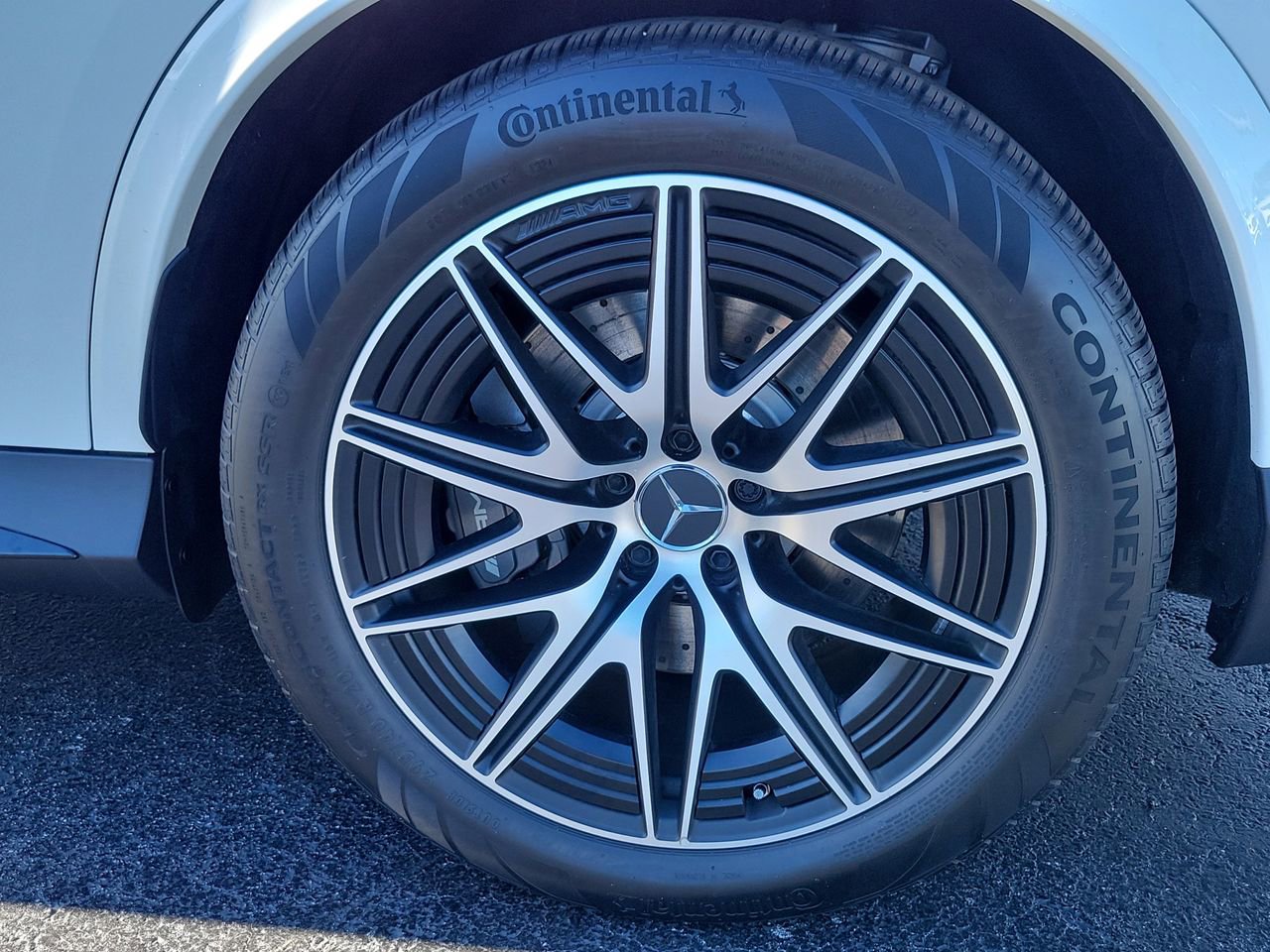 New 2025 Mercedes-Benz GLC 63 AMG S image 9