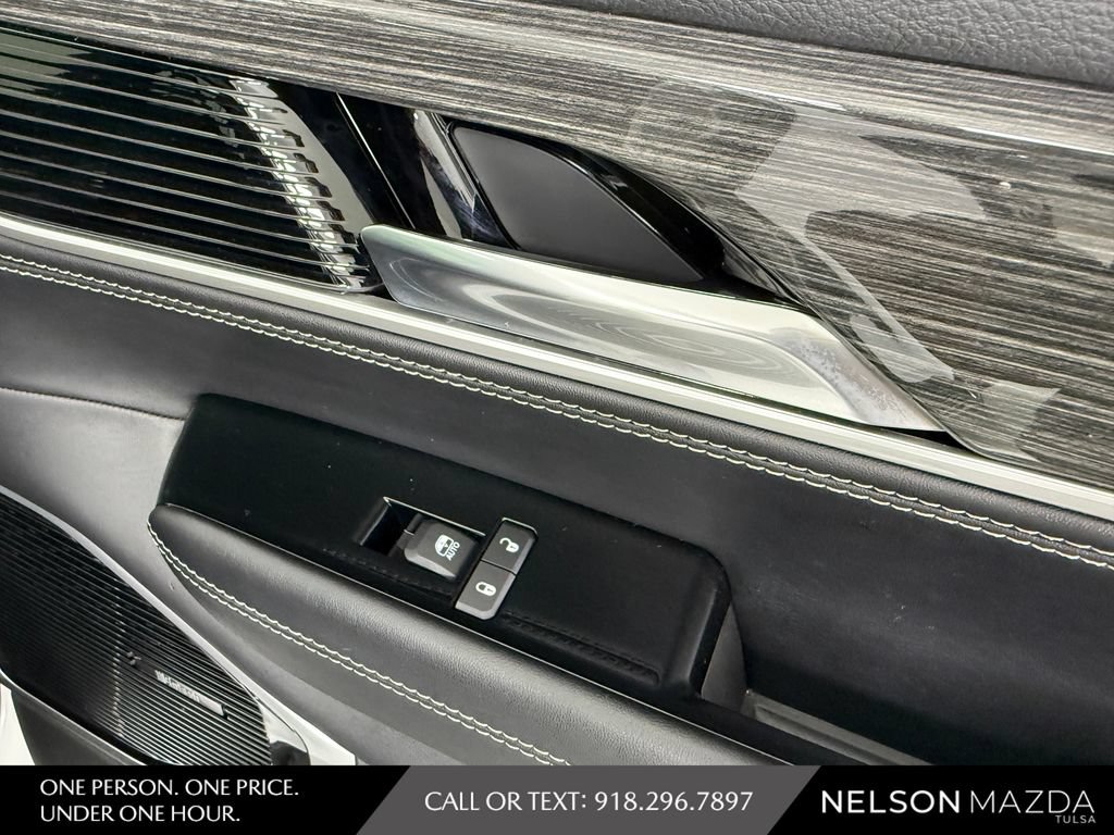 Used 2022 Jeep Wagoneer Series III w/ Premium Group I AWD/4WD image 54