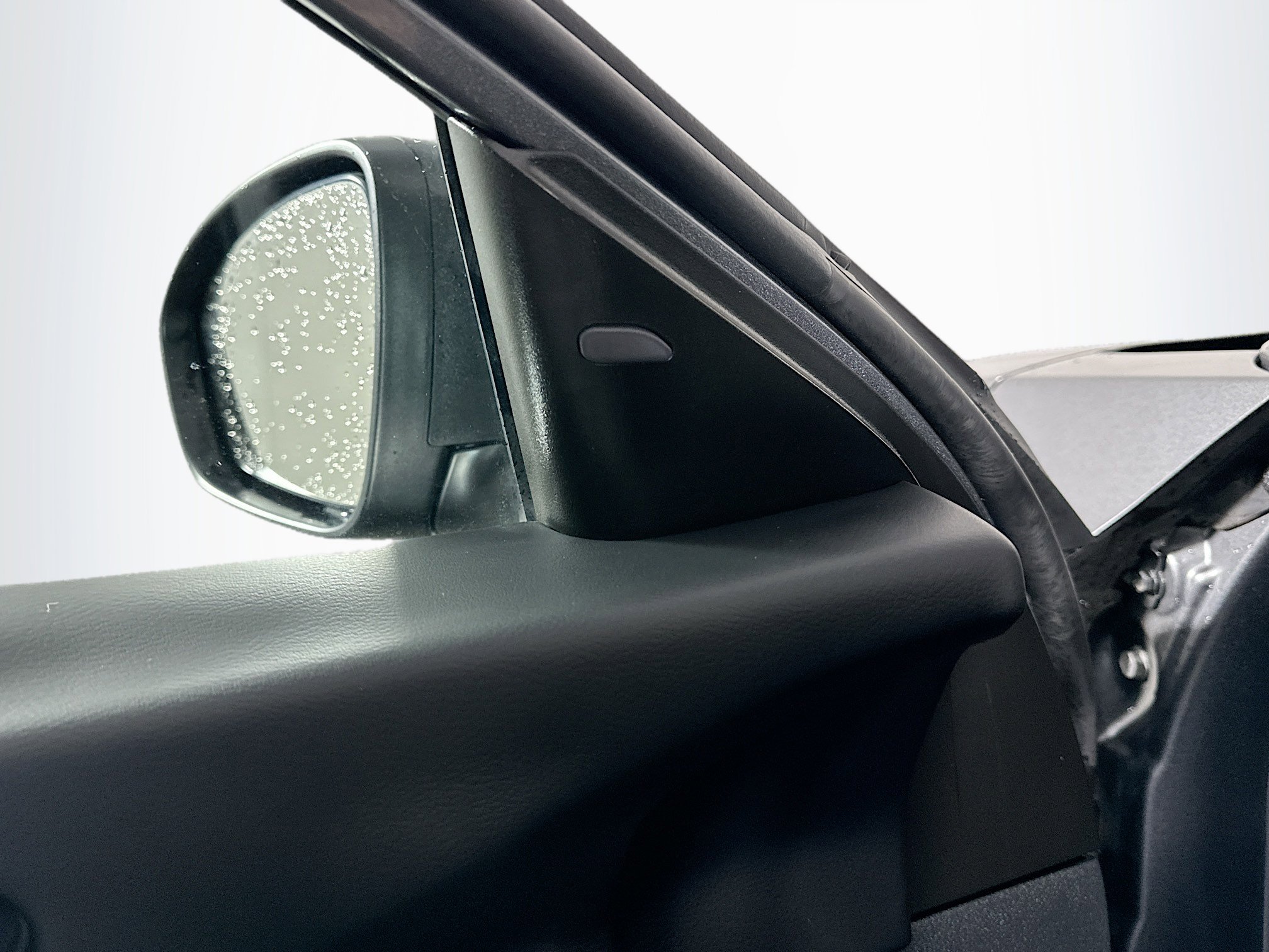 Used 2025 Nissan Altima 2.5 SV image 16