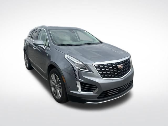 Certified 2022 Cadillac XT5 Premium Luxury w/ Technology Package FWD image 5