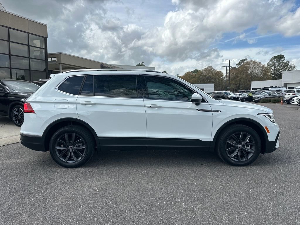 Used 2022 Volkswagen Tiguan SE image 13