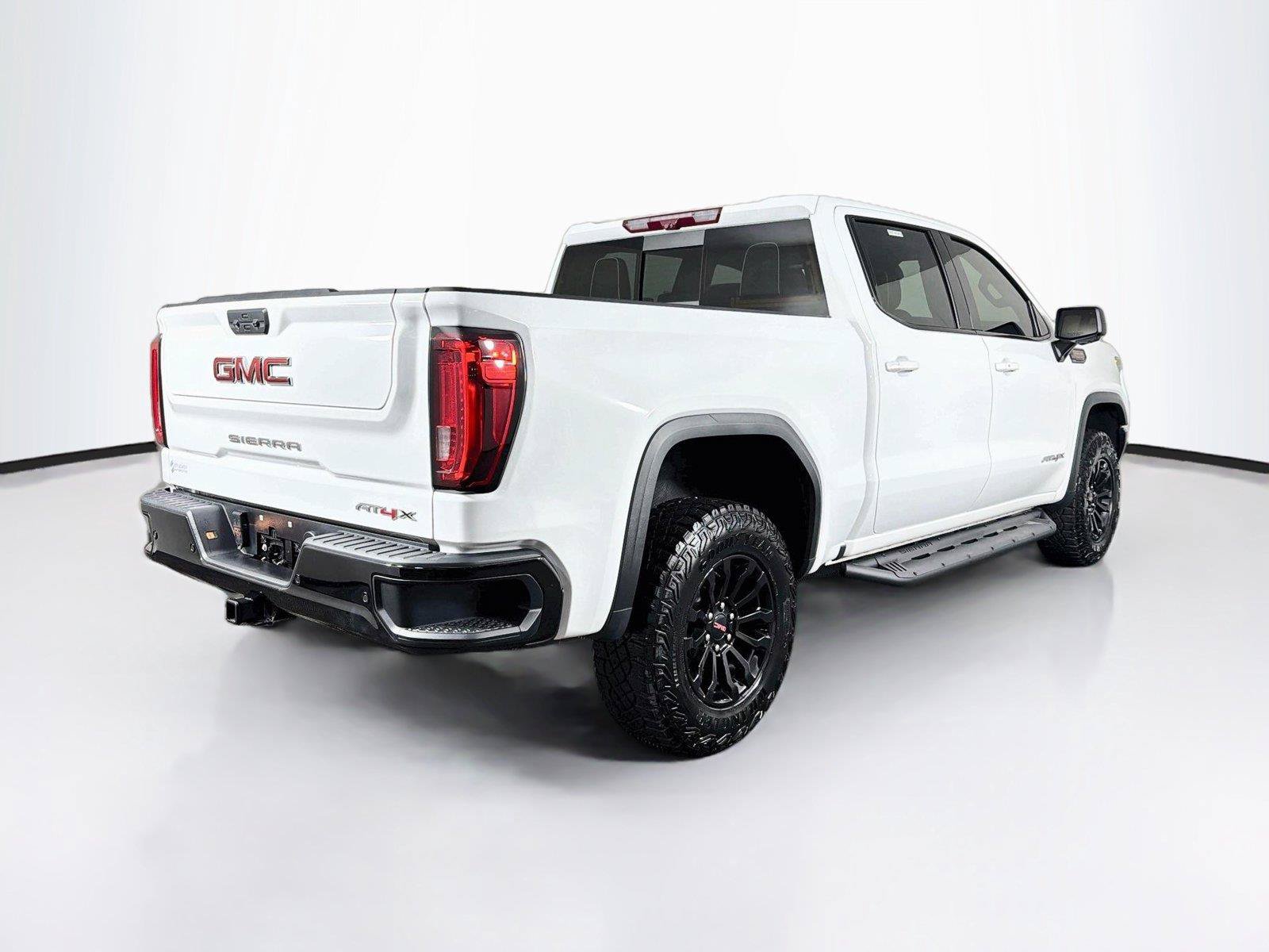 Used 2023 GMC Sierra 1500 AT4X AWD/4WD image 11