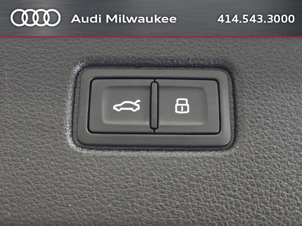 Used 2023 Audi Q7 3.0T Premium Plus w/ Premium Plus Package image 10