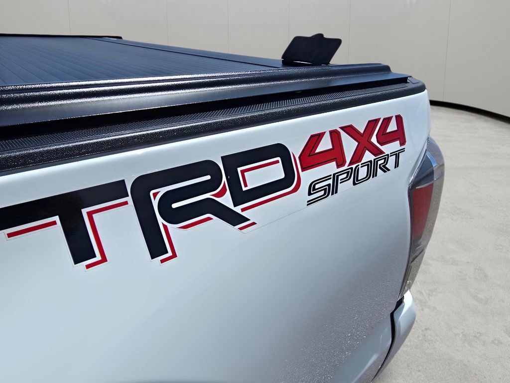 Used 2021 Toyota Tacoma TRD Sport w/ Technology Package AWD/4WD image 28