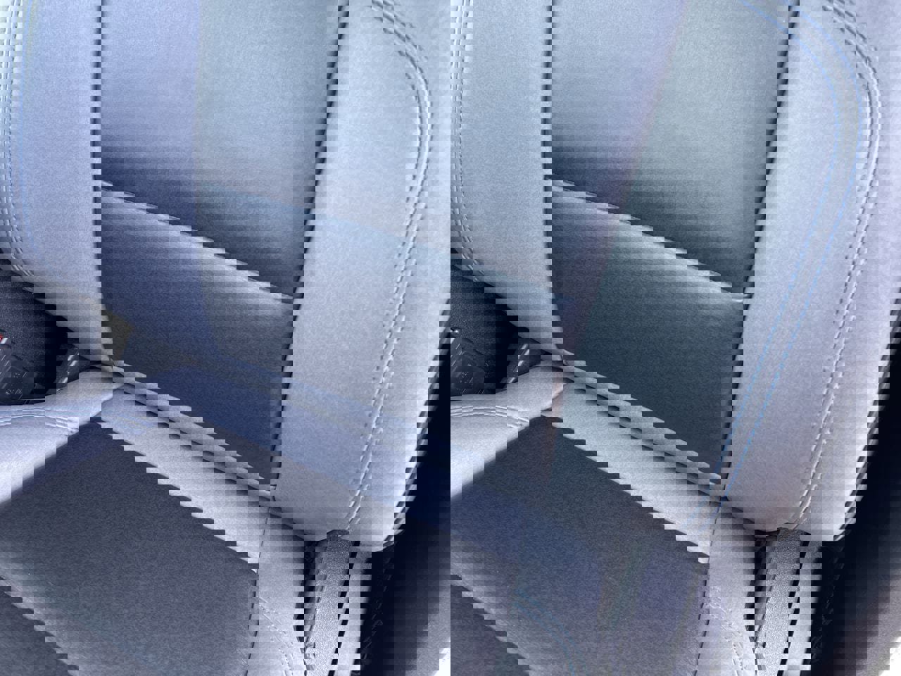 Used 2021 Ford Bronco Black Diamond image 19