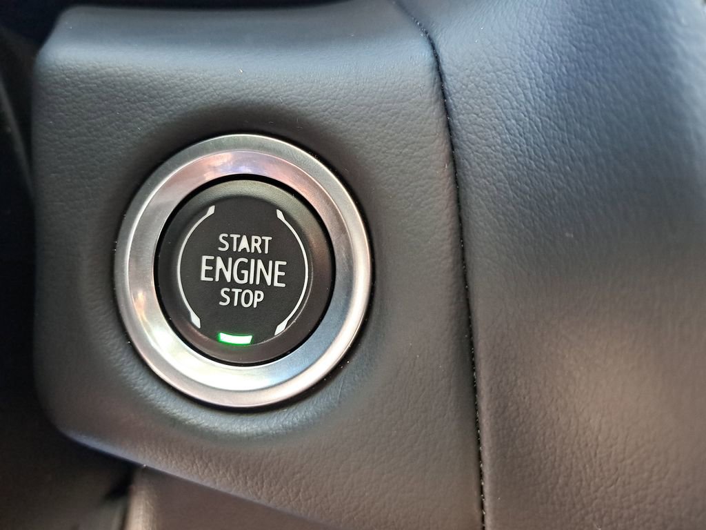 Used 2023 Chevrolet Tahoe Z71 image 31