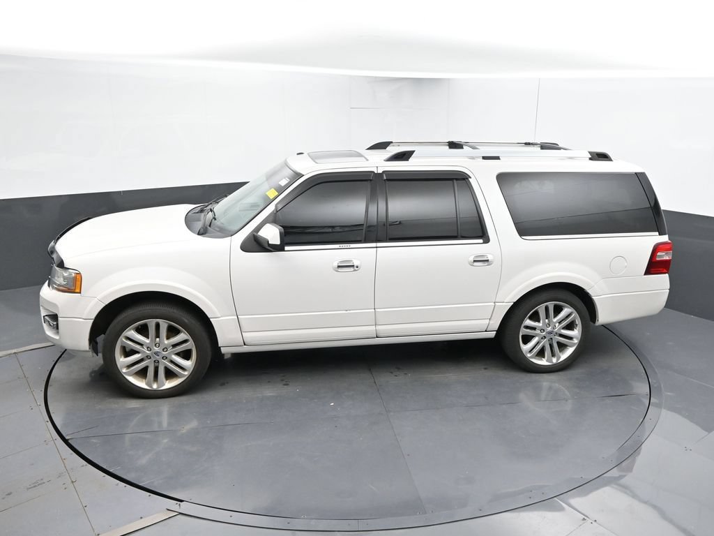 Used 2015 Ford Expedition EL Limited w/ Equipment Group 301A AWD/4WD image 17