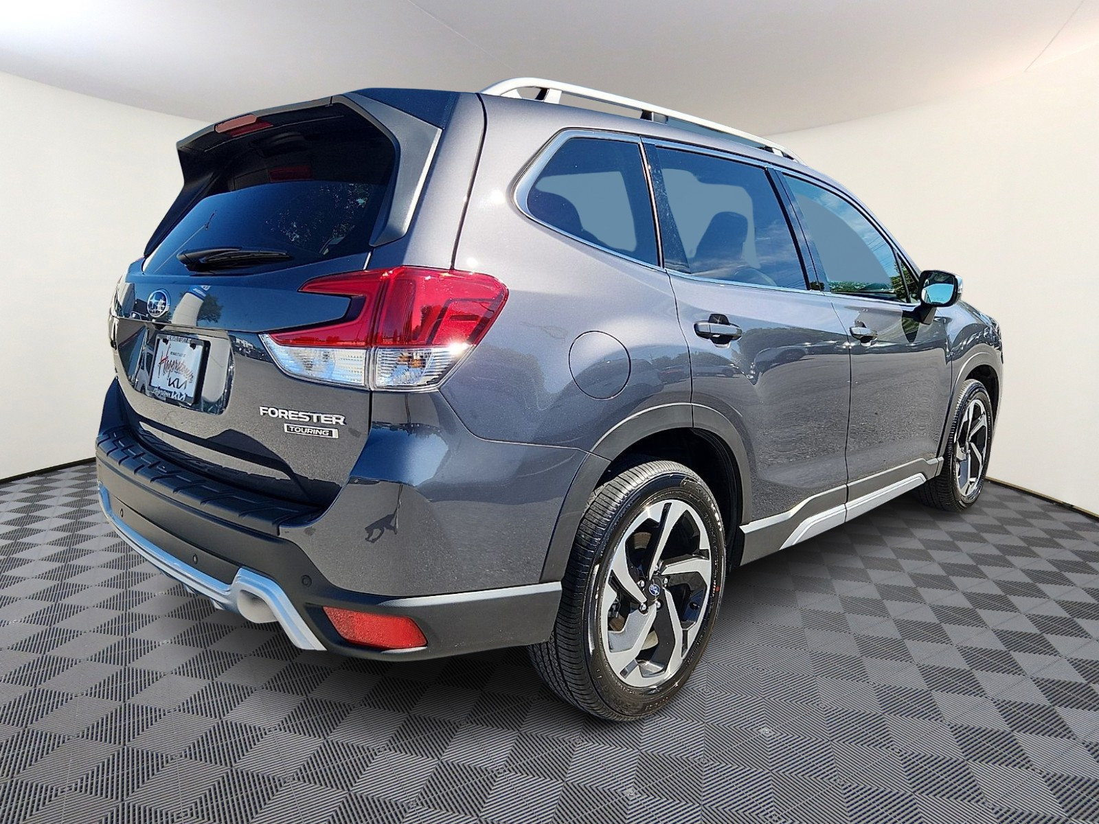 Used 2024 Subaru Forester Touring w/ POP Package 3 AWD/4WD image 6