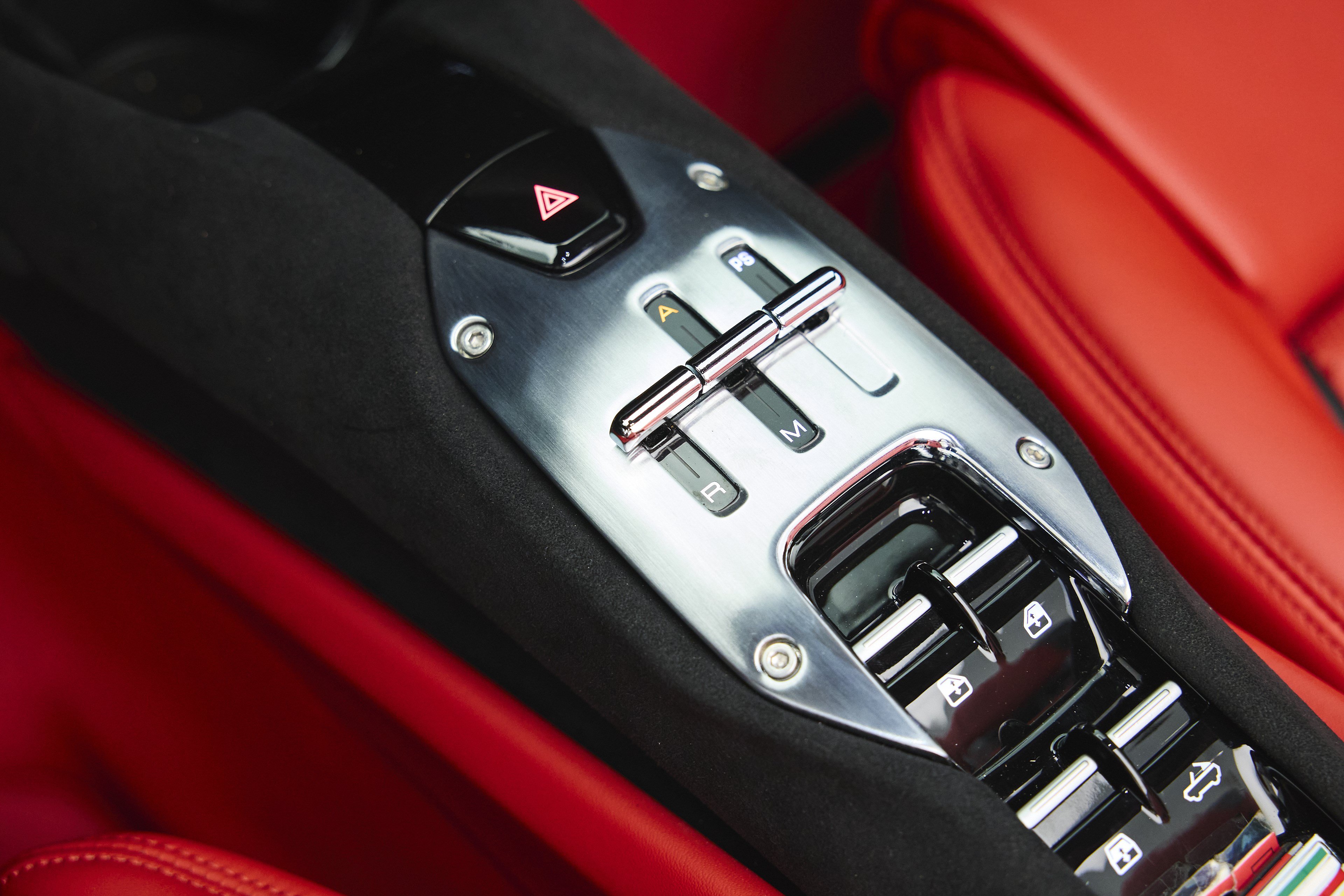 Used 2023 Ferrari 296 GTS RWD image 22