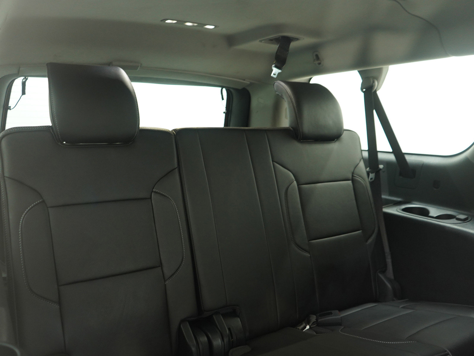 Used 2018 GMC Yukon XL Denali w/ Open Road Package image 12