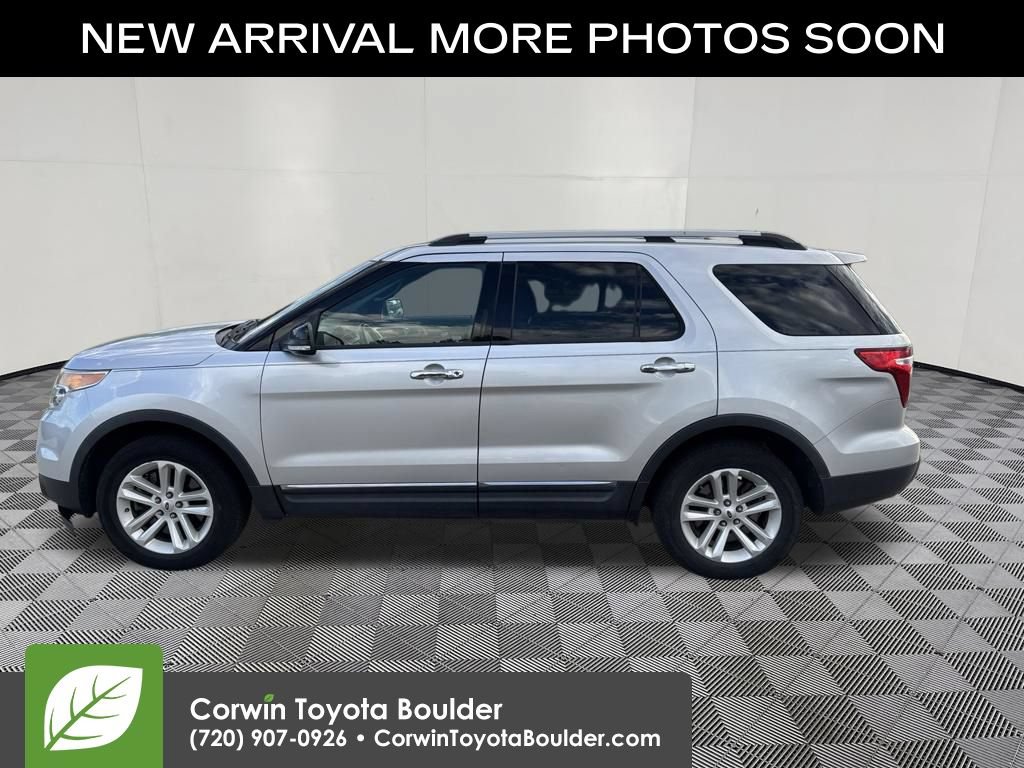Used 2013 Ford Explorer XLT AWD/4WD image 4