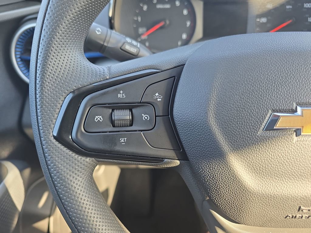 Used 2026 Chevrolet Trax LS w/ Driver Confidence Package FWD image 17