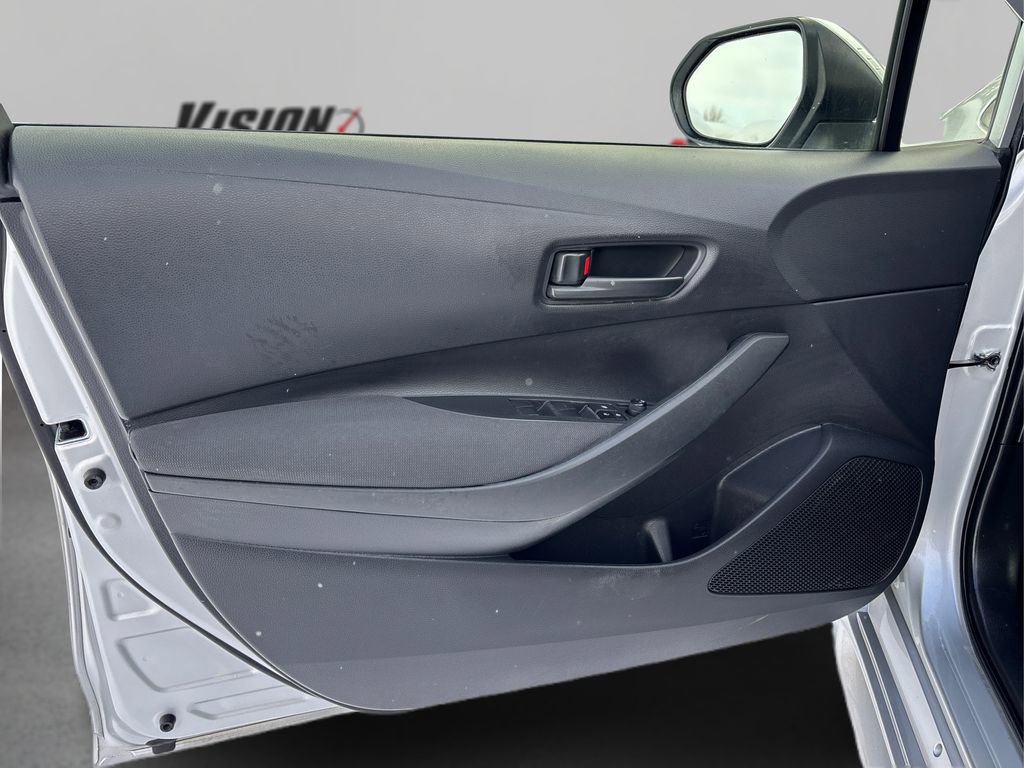 Used 2022 Toyota Corolla LE image 22