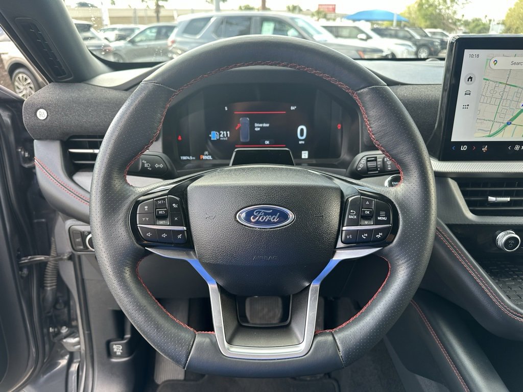 Used 2025 Ford Explorer ST-Line w/ Premium Package image 13