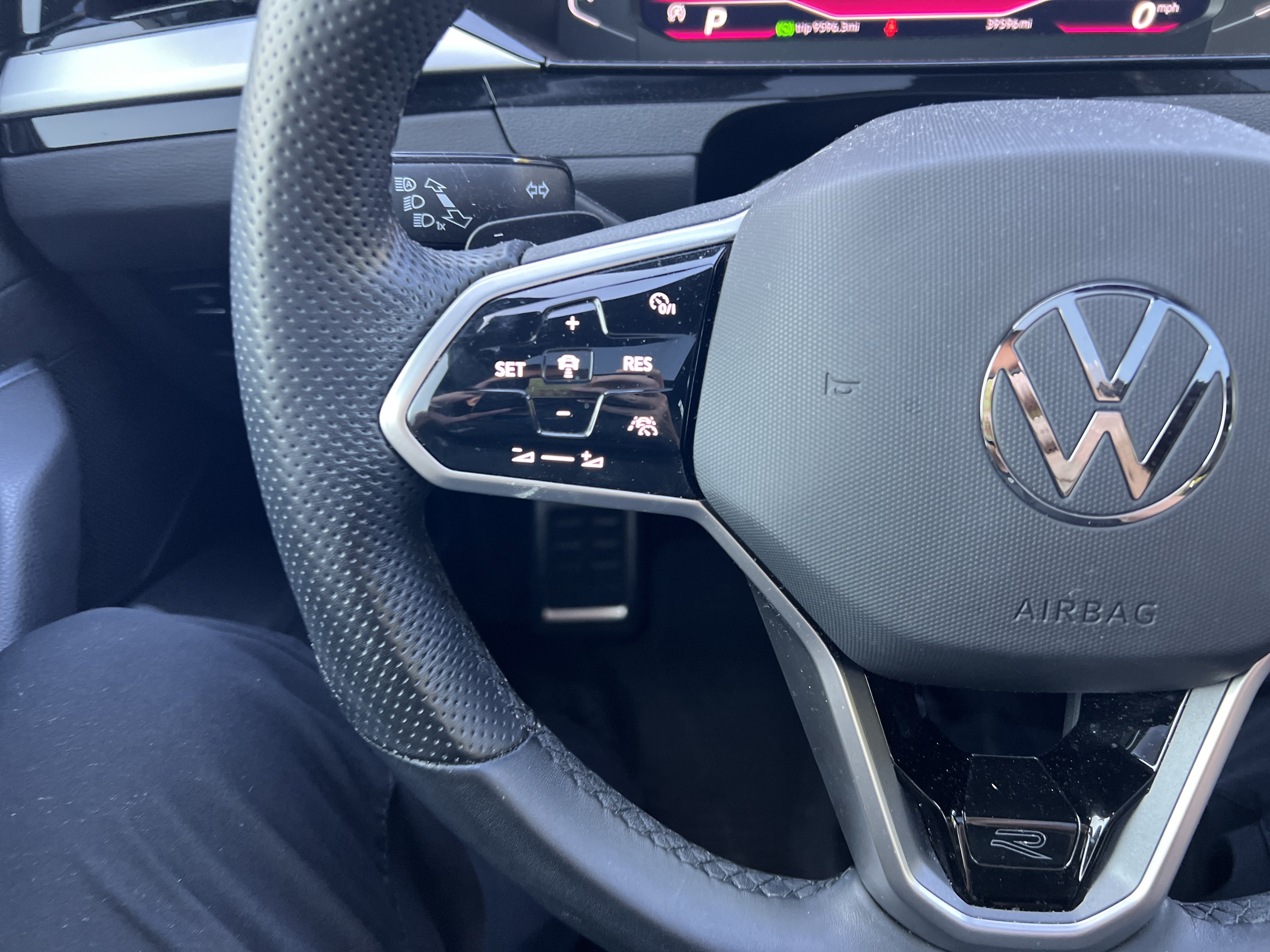 Certified 2023 Volkswagen Arteon SEL w/ Arteon MDO Package AWD/4WD image 16