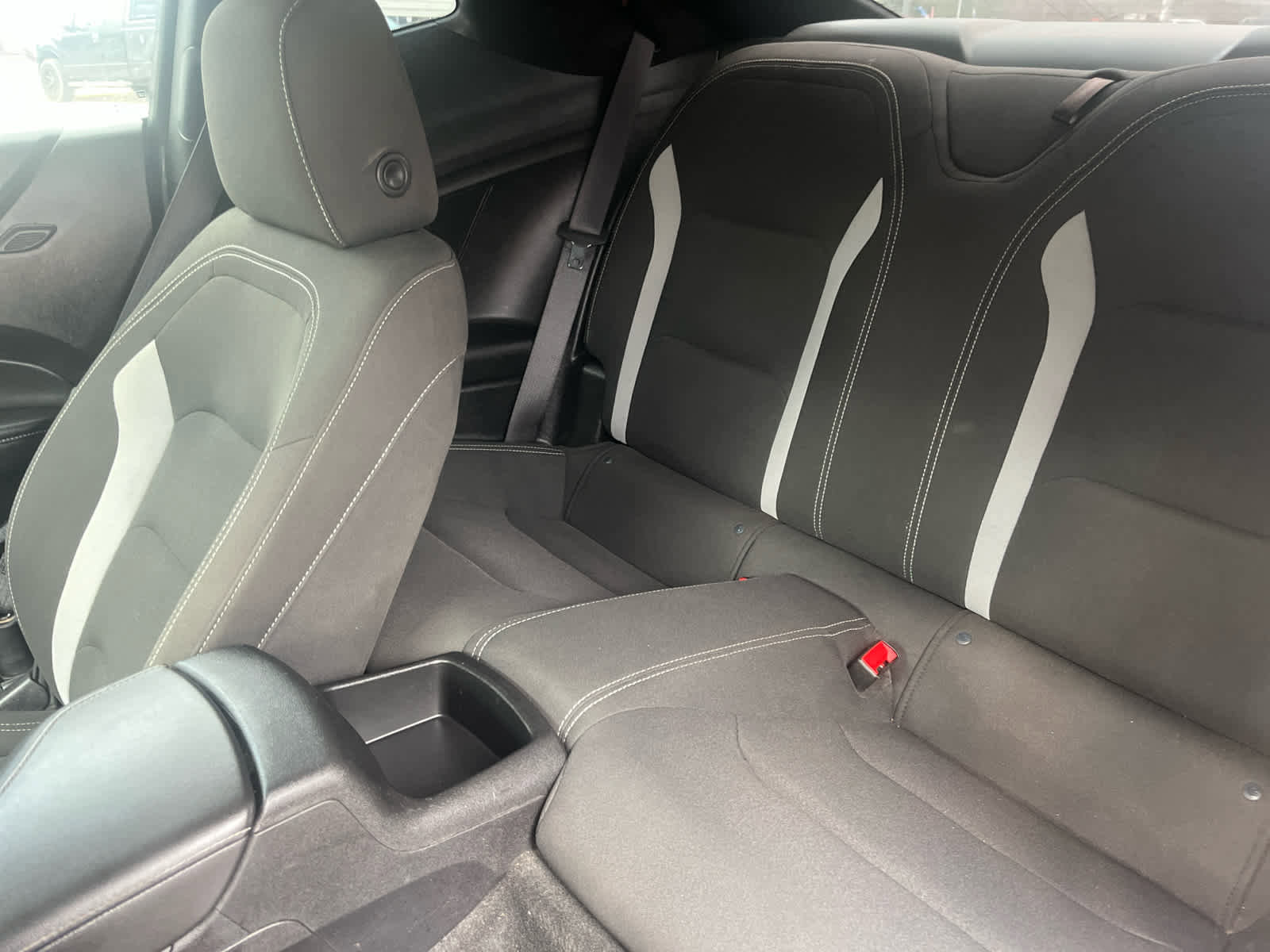 Used 2020 Chevrolet Camaro LT image 15