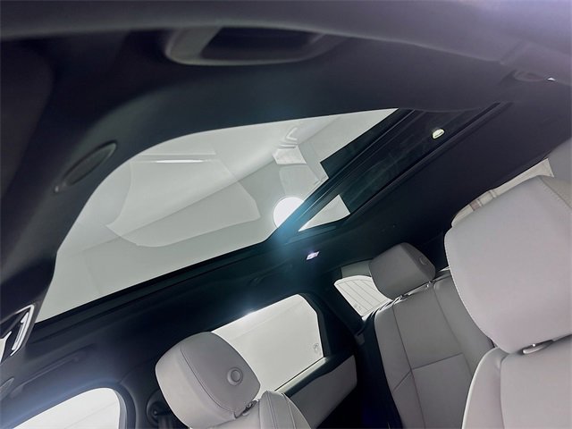 Used 2026 Land Rover Range Rover Velar Dynamic SE image 14