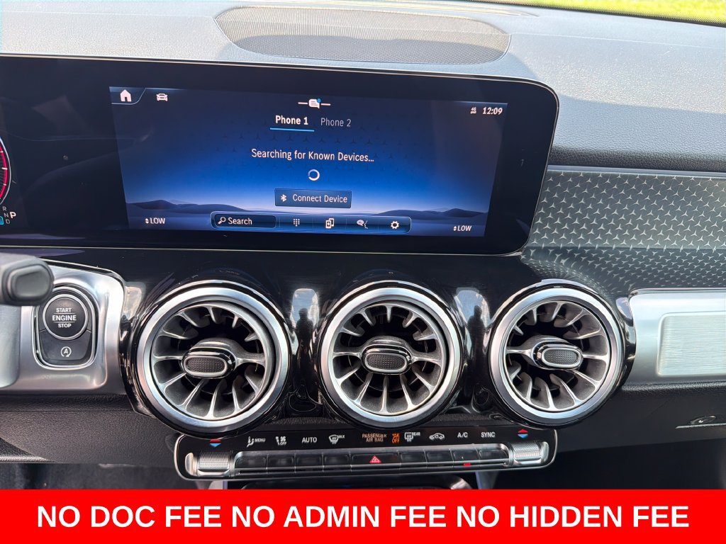 Used 2025 Mercedes-Benz GLB 250 image 17
