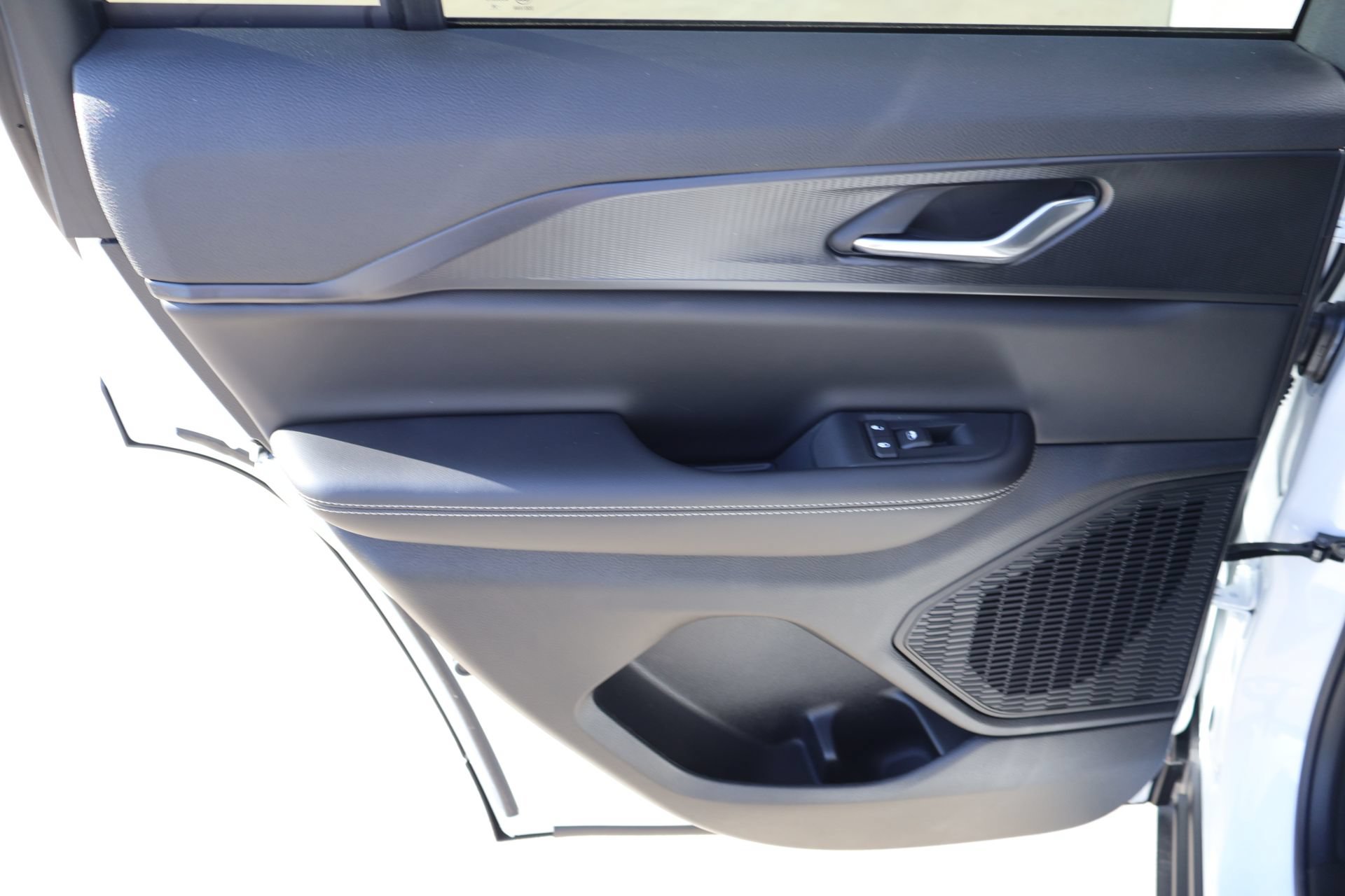 New 2026 Jeep Grand Cherokee Laredo RWD image 15