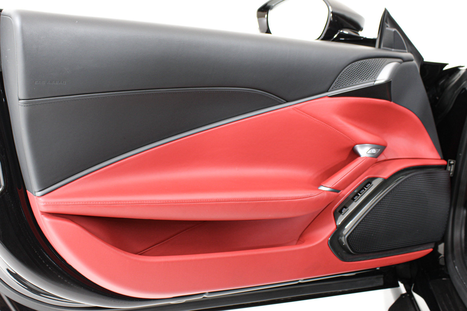Certified 2024 Ferrari Roma Spider RWD image 40