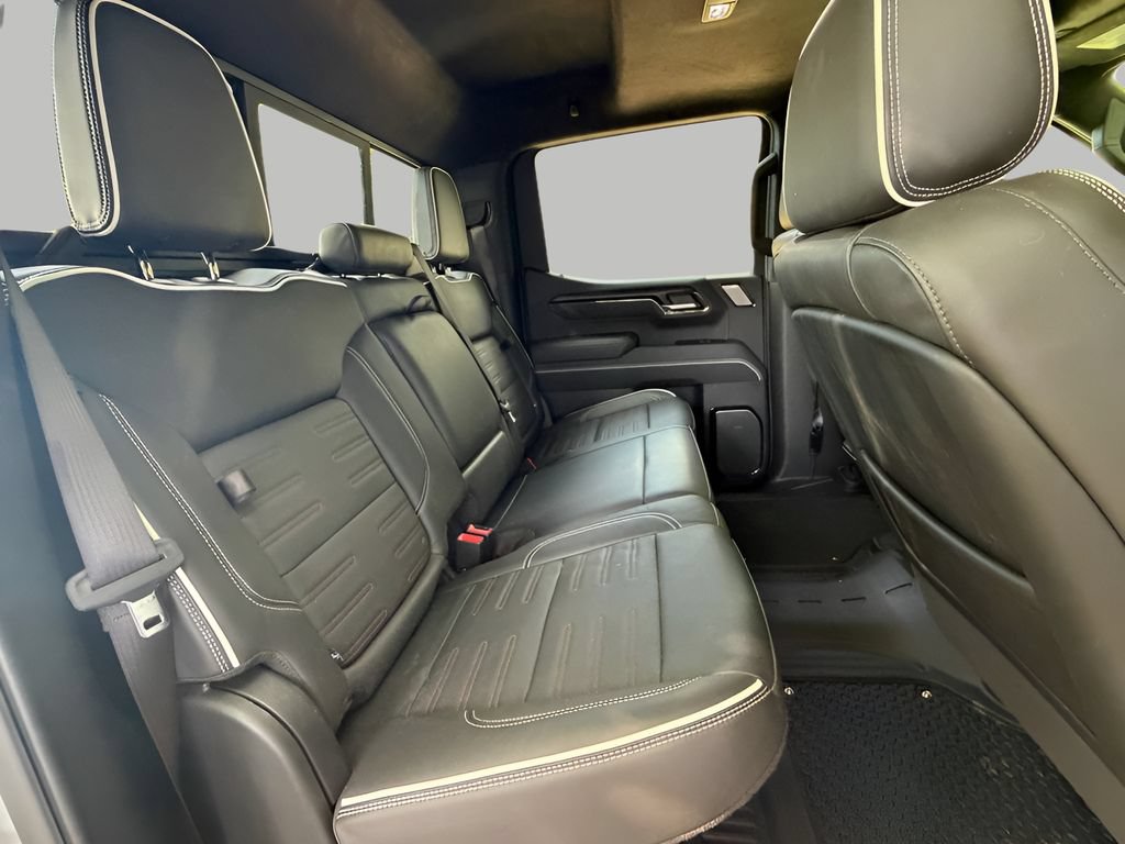 Used 2024 GMC Sierra 1500 AT4X AWD/4WD image 6