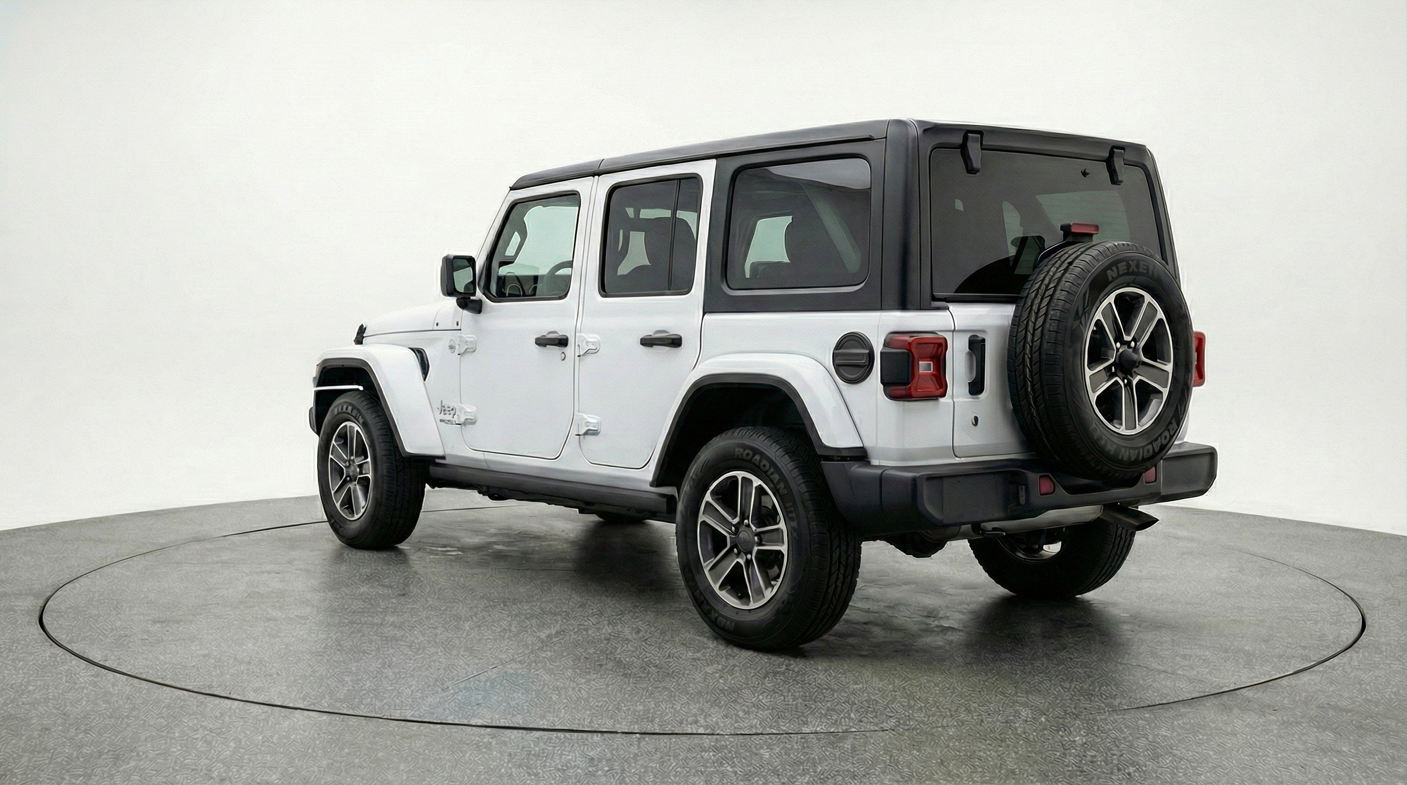 Used 2025 Jeep Wrangler Sport S image 6