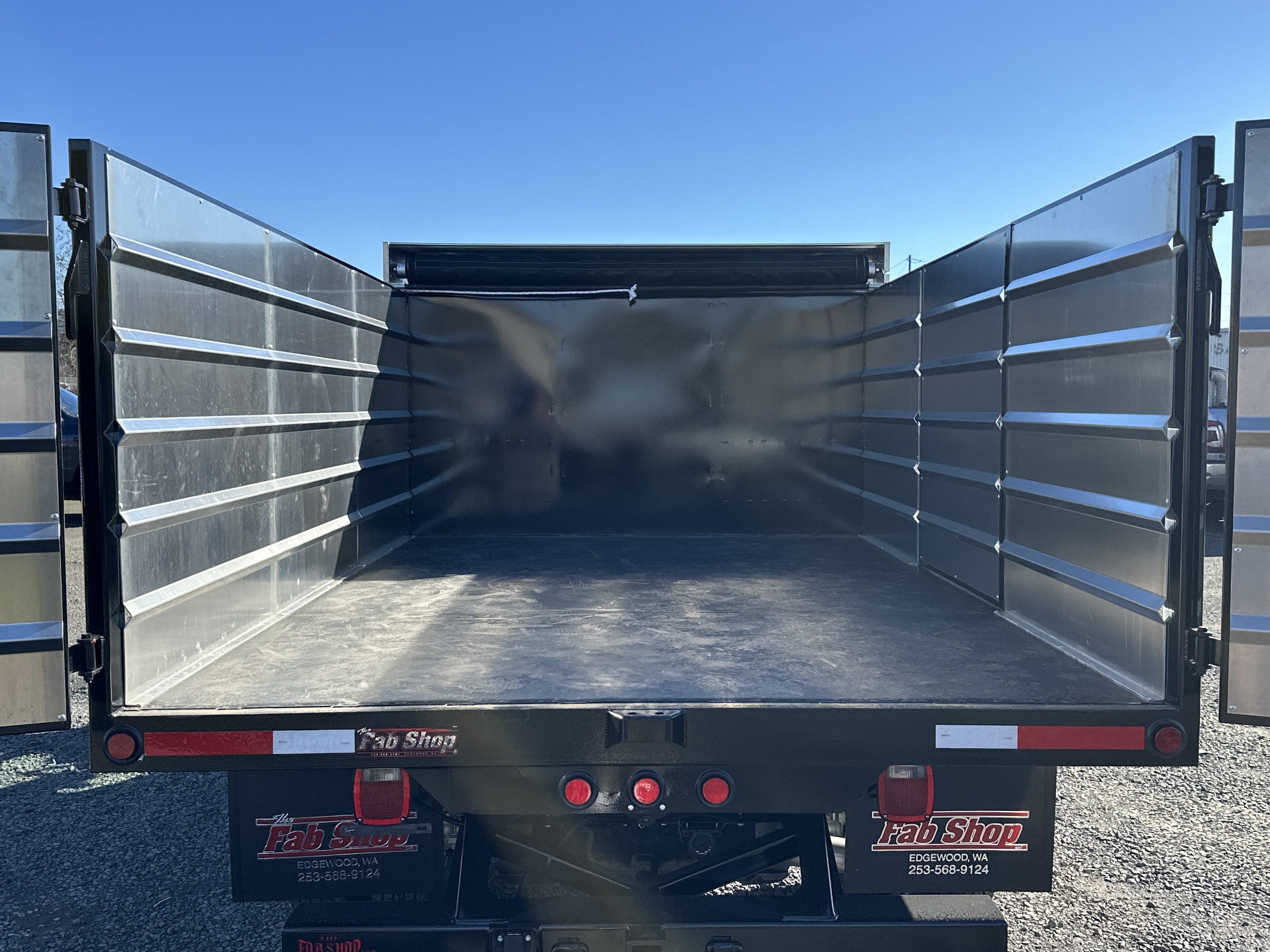 New 2026 RAM 5500 Tradesman w/ Chrome Appearance Group AWD/4WD image 5