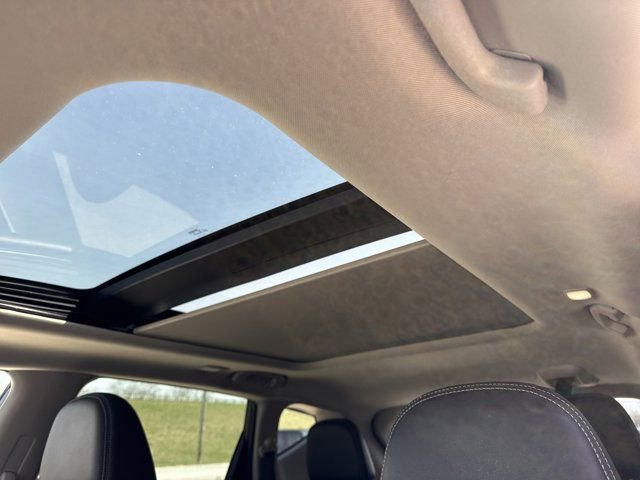 Used 2019 Nissan Murano Platinum w/ Cargo Package image 26