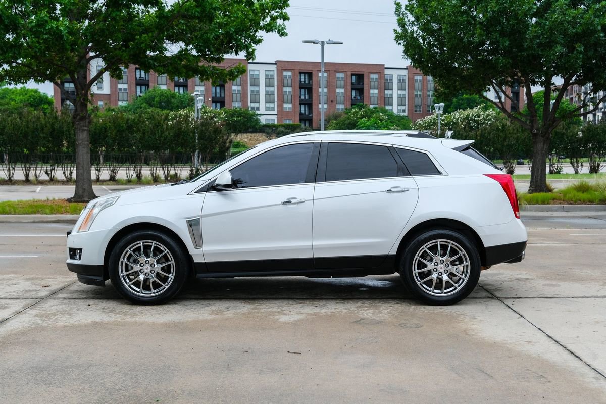 Used 2014 Cadillac SRX Premium w/ Driver Assist Package FWD image 10