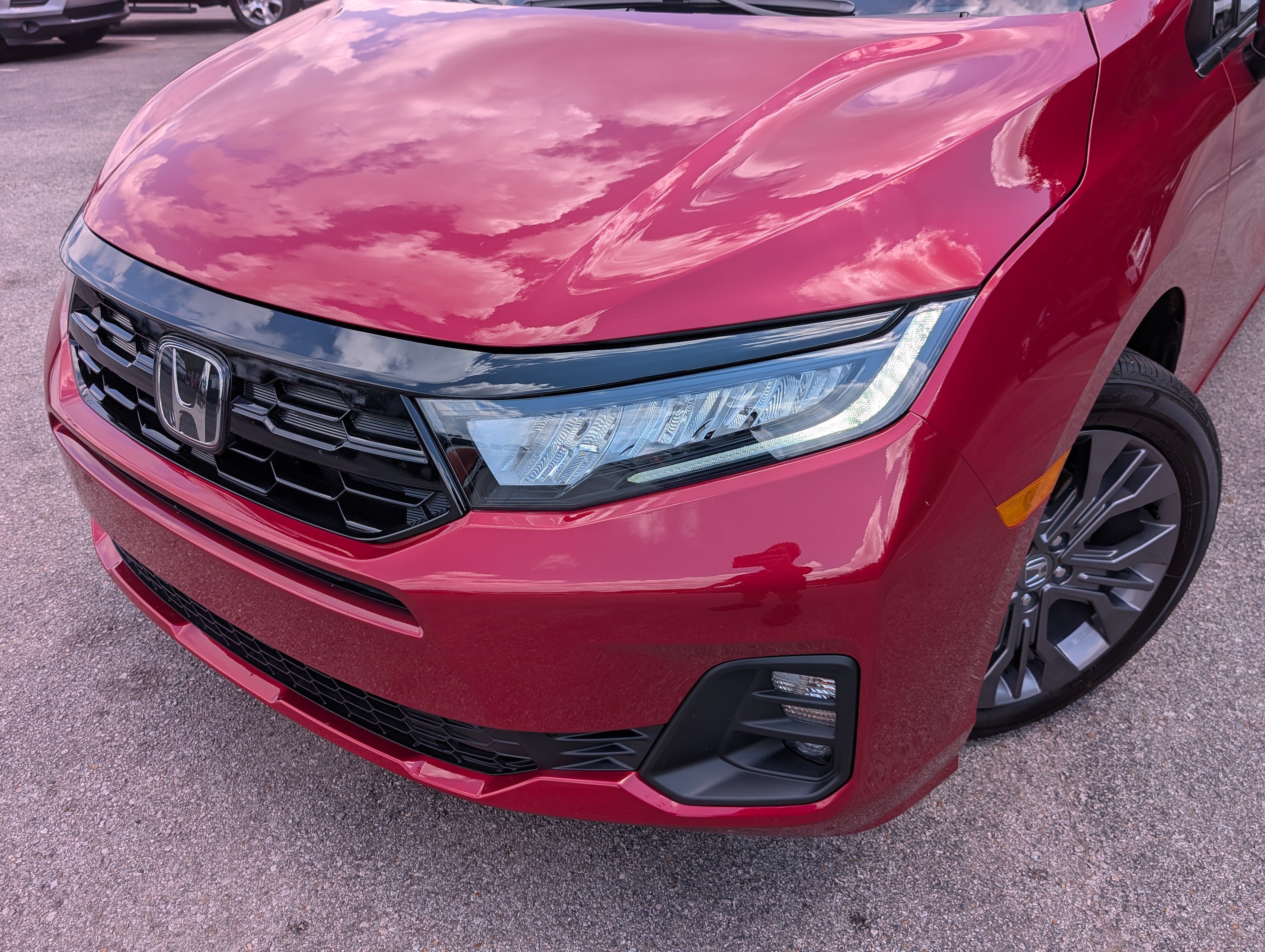 Used 2026 Honda Odyssey Touring image 13