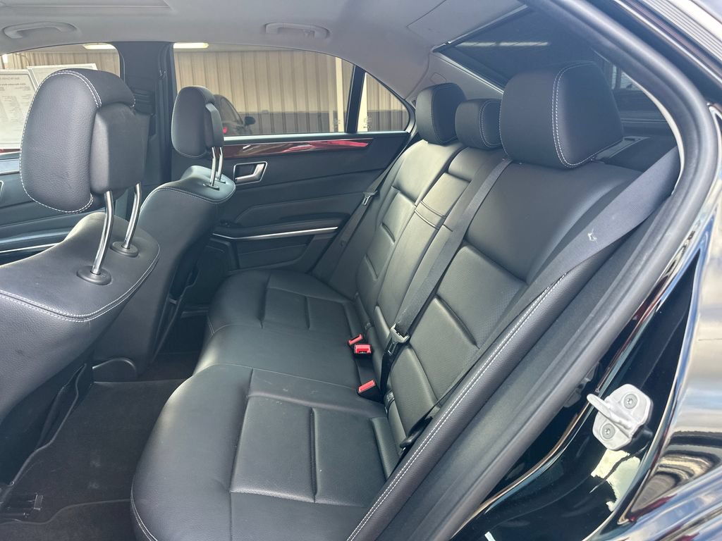 Used 2014 Mercedes-Benz E 350 Sedan image 21