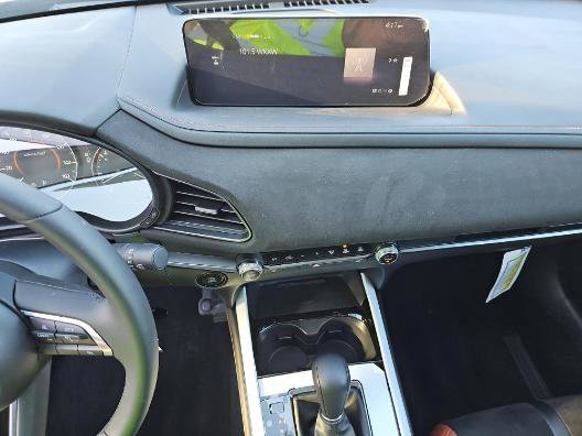 Used 2025 MAZDA CX-30 Carbon image 11