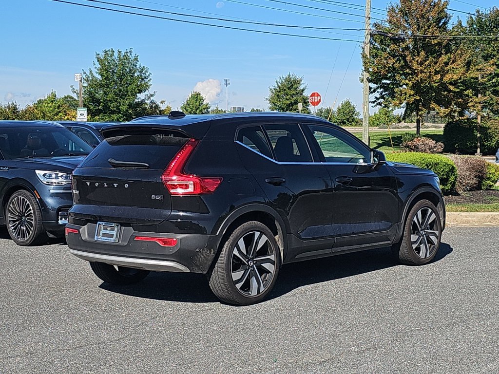 Used 2025 Volvo XC40 B5 Ultra w/ Climate Package AWD/4WD image 13