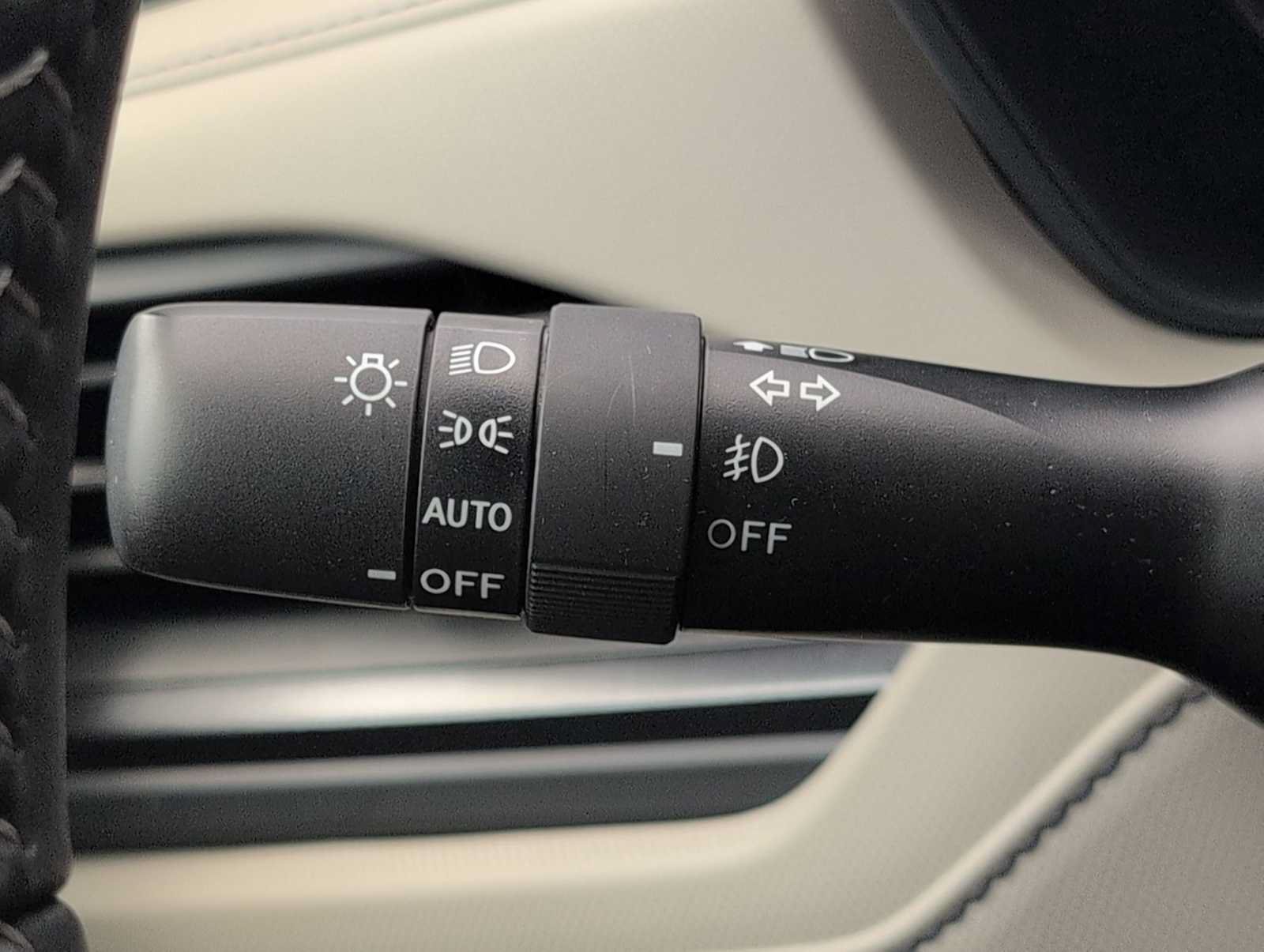 Used 2026 Subaru Forester Premium AWD/4WD image 26