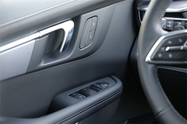 Used 2026 Buick Enclave Sport Touring image 19