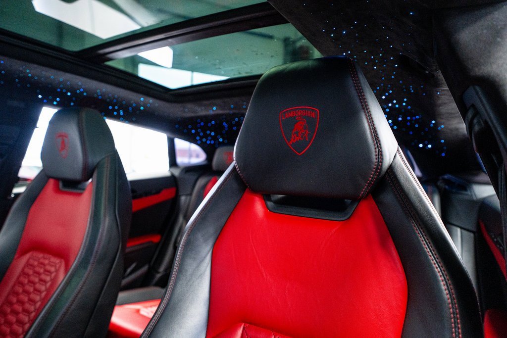 Used 2020 Lamborghini Urus image 45