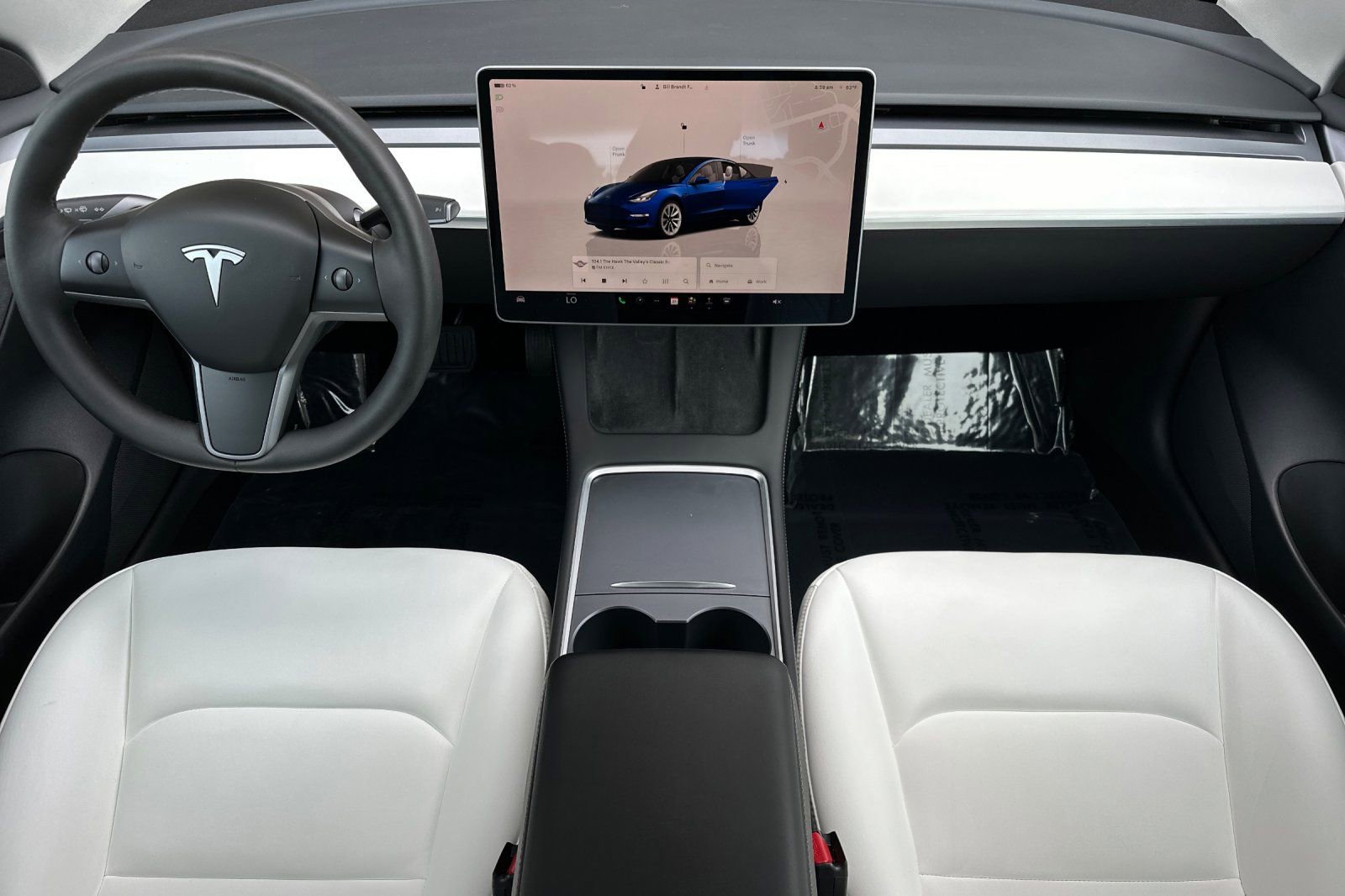 Used 2023 Tesla Model 3 Standard Range image 5