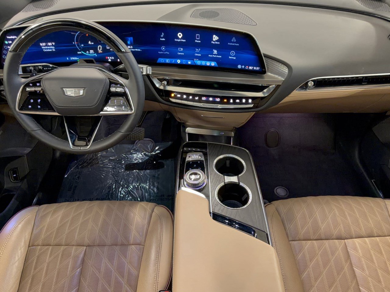 Used 2024 Cadillac Lyriq Sport w/ Nappa Leather Package AWD/4WD image 17