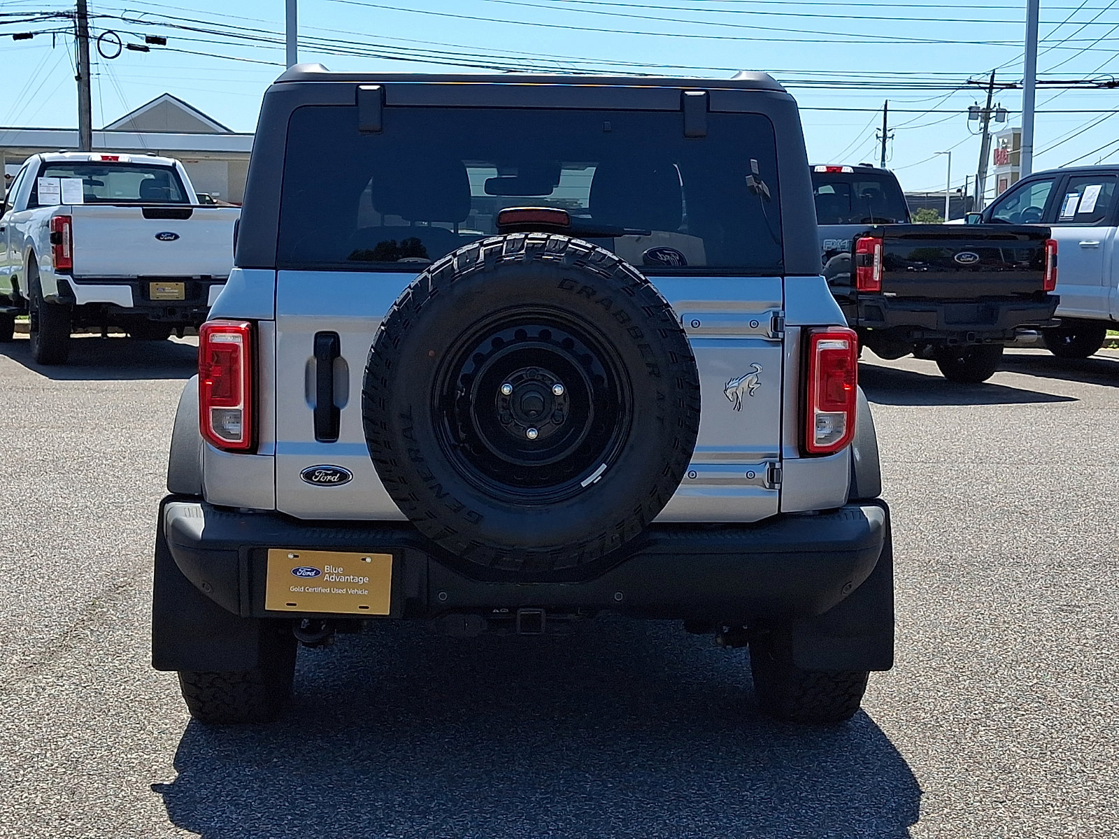 Certified 2023 Ford Bronco Black Diamond AWD/4WD image 9